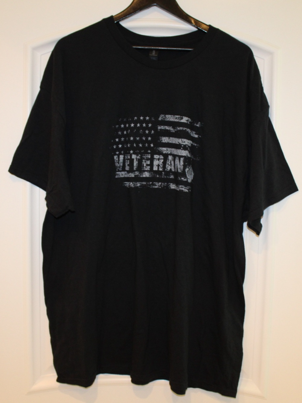 Veteran T-shirt (men’s 3XL) (NWOT)